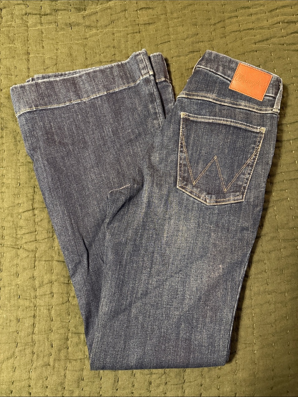 Wrangler Women's Boot Cut Jeans in Dark Blue Denim